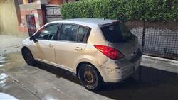 نيسان فيرسا